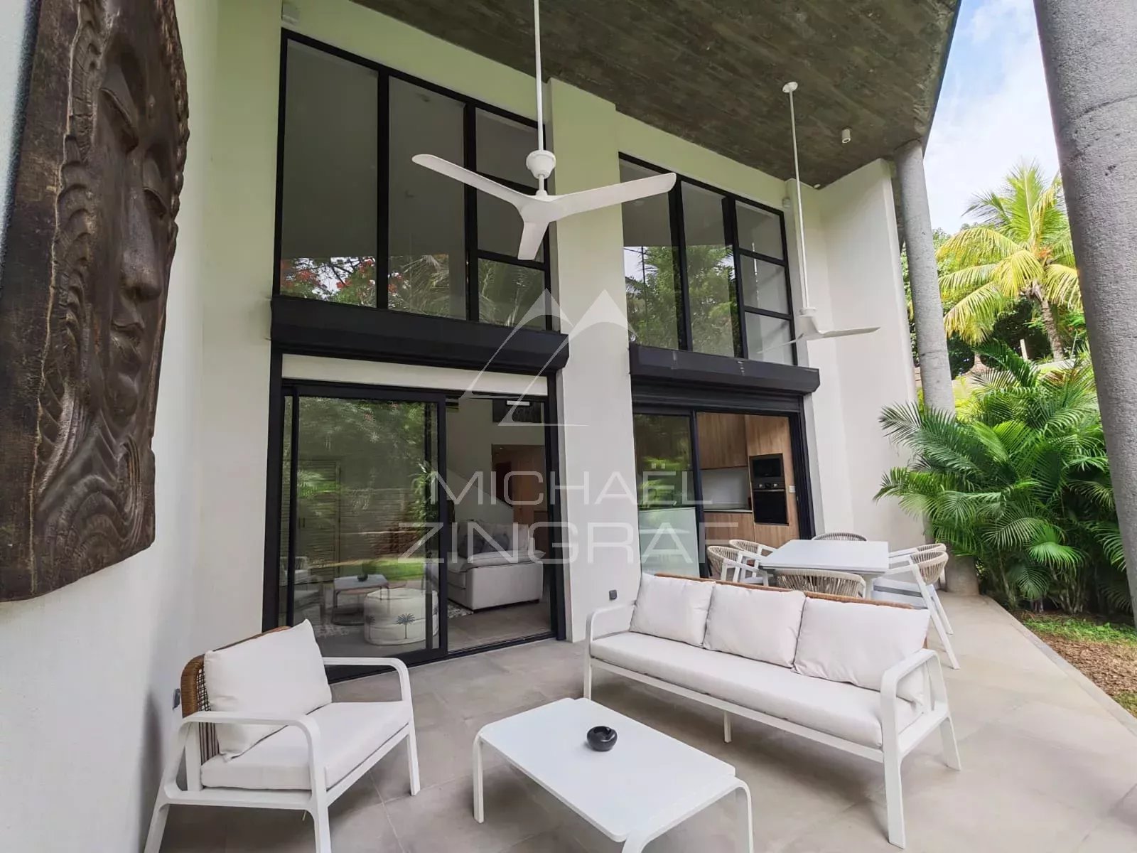 3-Bedroom En Suite Duplex in Pointe aux Canonniers