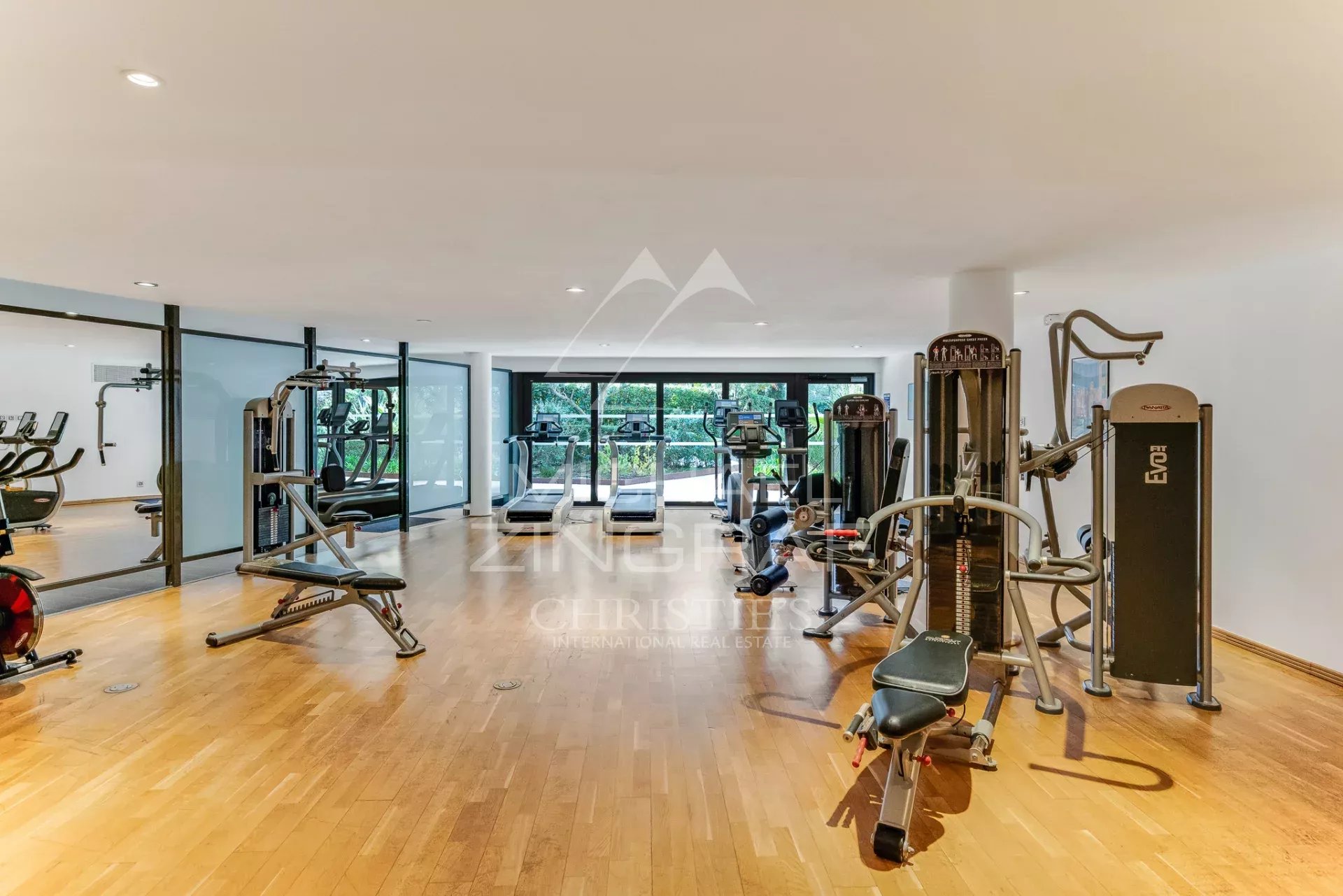 Appartement de Prestige au Cœur de Saint-Tropez