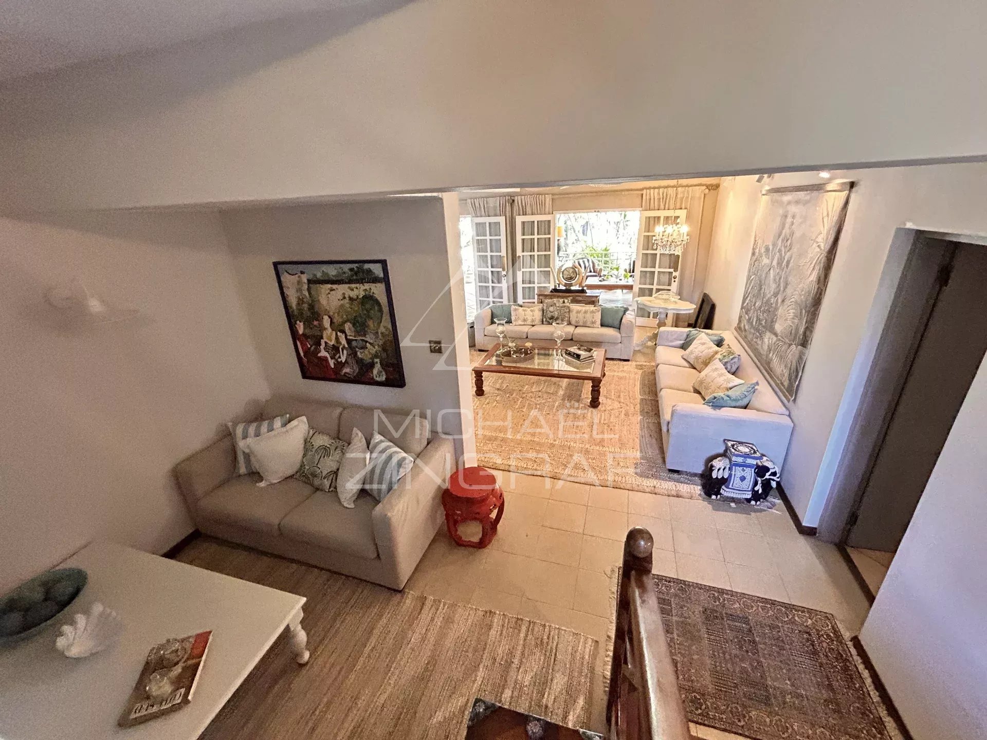 Colonial-Style Villa in Pointe aux Canonniers