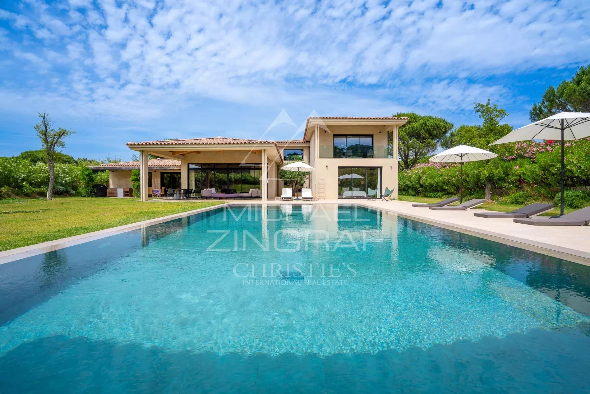Villa Joya - Saint-Tropez – Villa d’architecte dans un écrin de nature