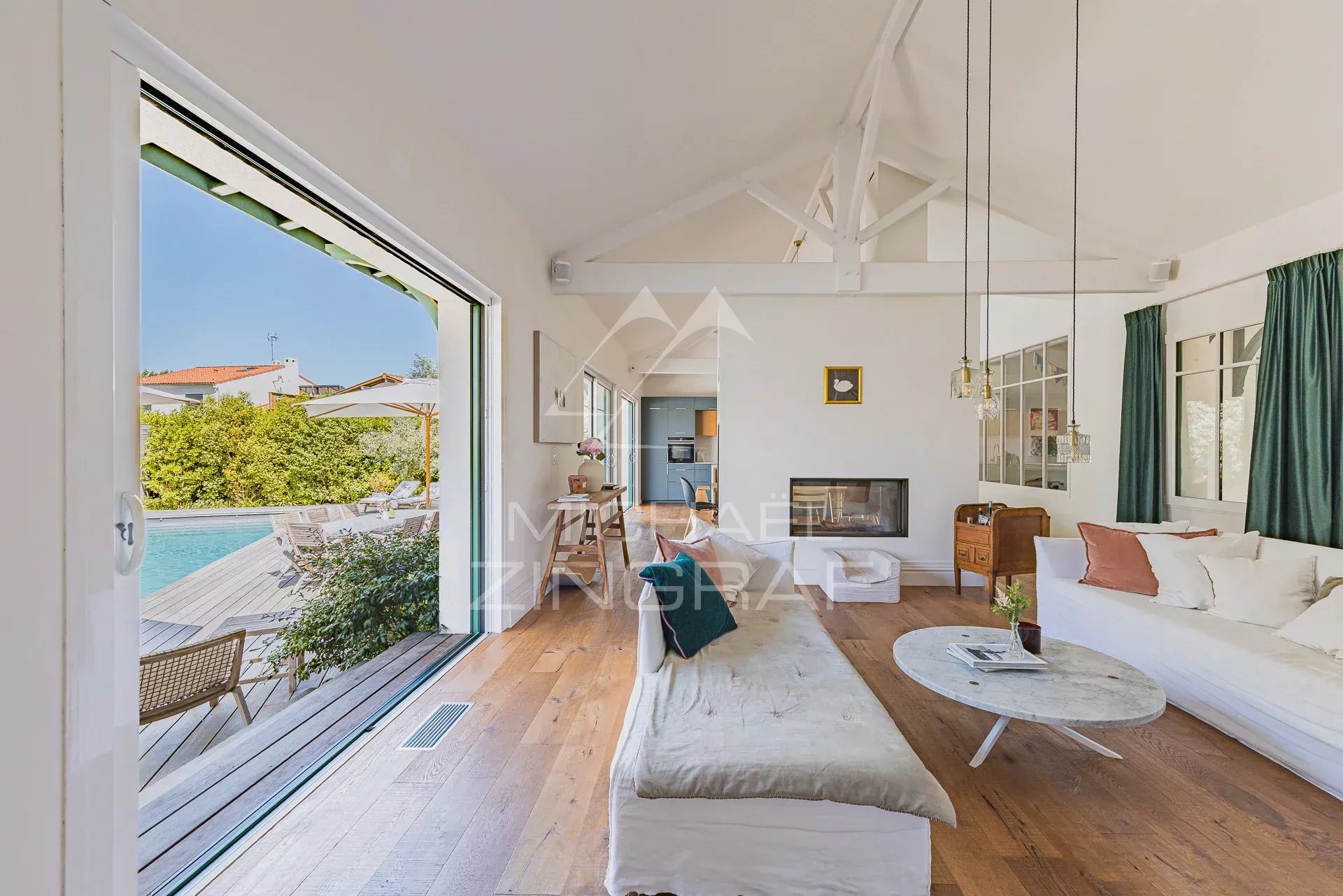 La Hume – An exceptional estate with direct access to the Arcachon Bay