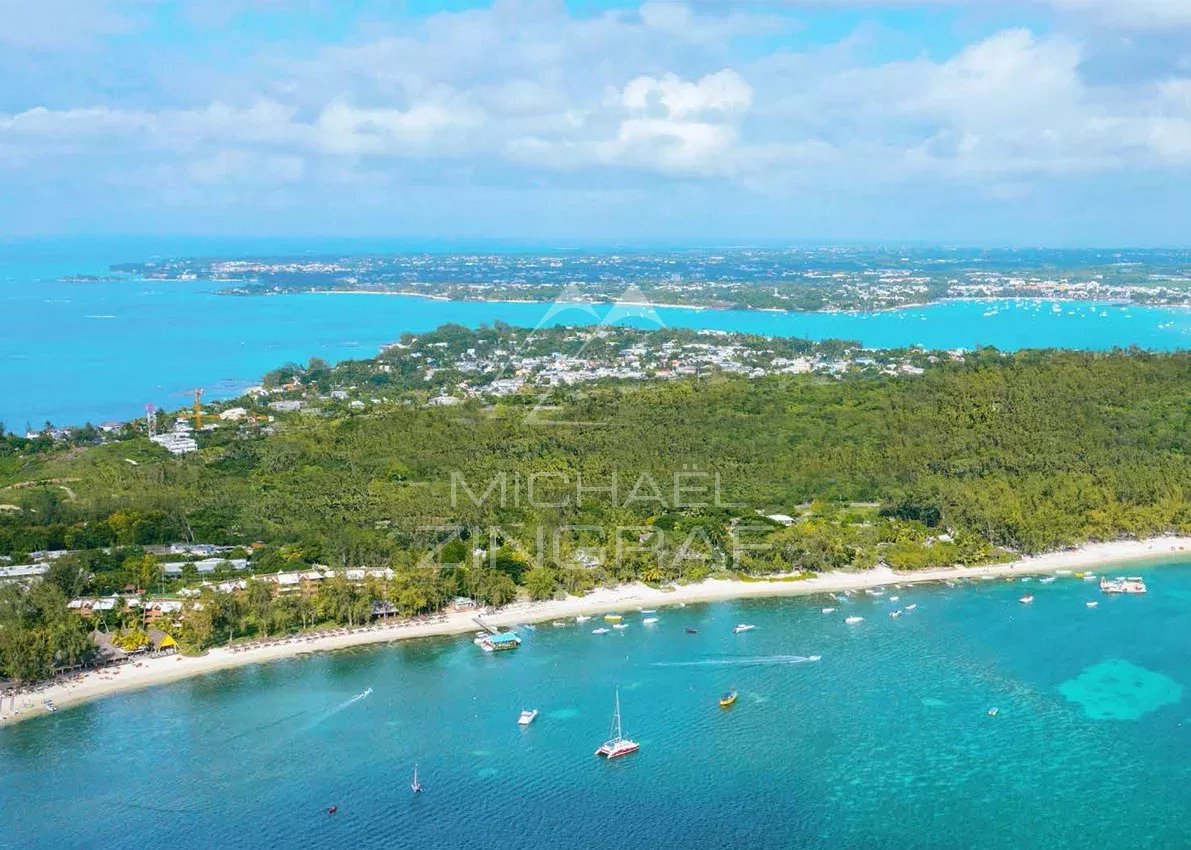 Exceptional Penthouse in Mont Choisy